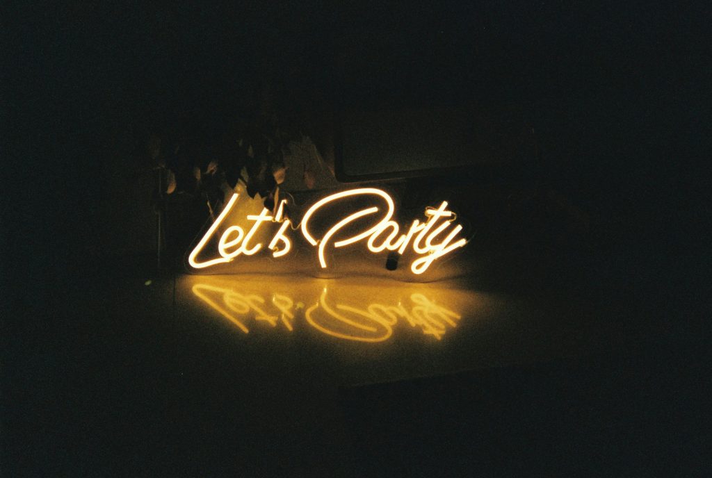 Neonlicht / Lets Party
